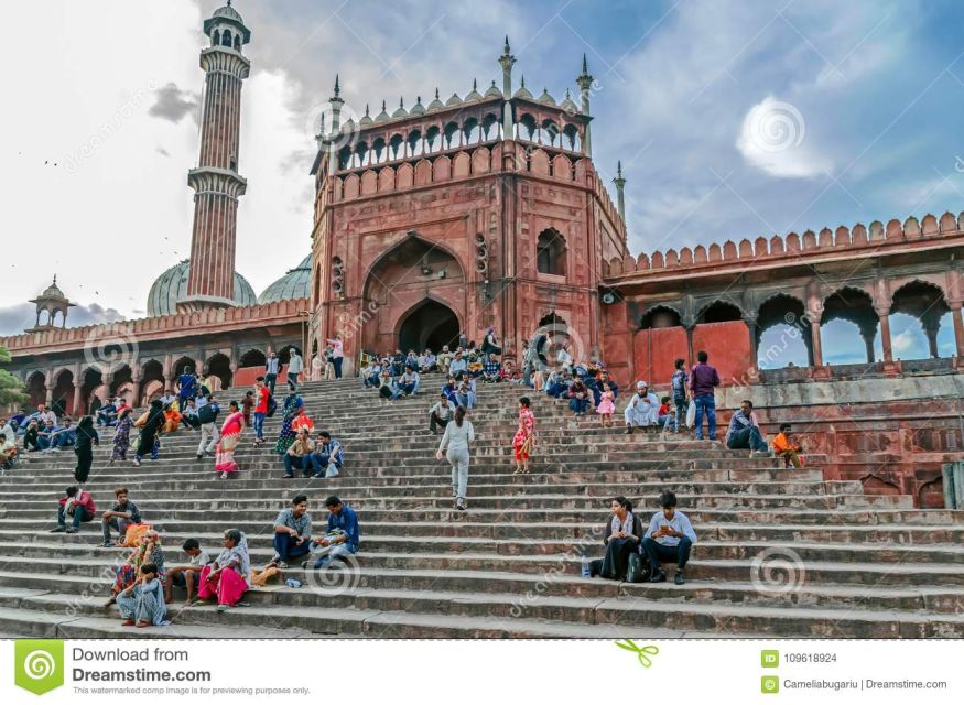06 Days Golden Triangle Tour with Ranthambore Safari - Day 6: The Taj Mahal at sunrise and Agra Fort