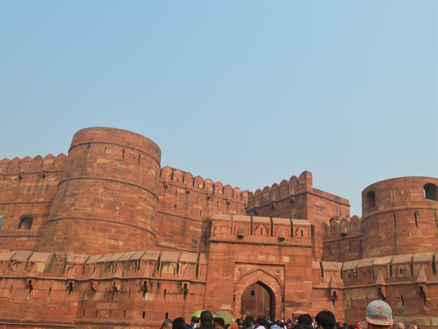 06 Days Golden Triangle Tour with Ranthambore Safari - The private driver and guide setup