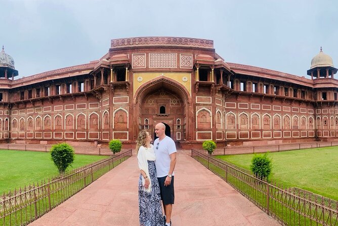 1 day Luxury Sunrise Taj Mahal Tour by Private Car - Agra Fort, the Mughal power center