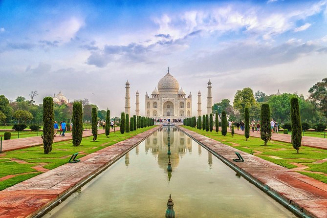 1-Day Private Tour to Agra with 3 UNESCO world Heritage from Delhi by Train - Fatehpur Sikri, the ambitious Mughal capital