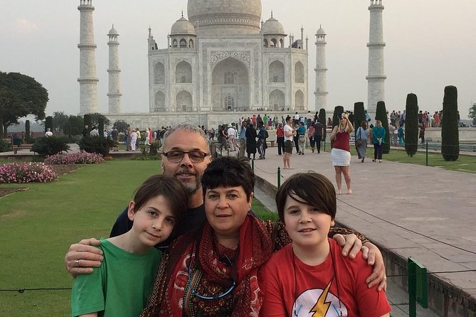 12 Hour Sunrise Taj Mahal Tour From Delhi By Private Car - Breakfast gives the morning a useful pause