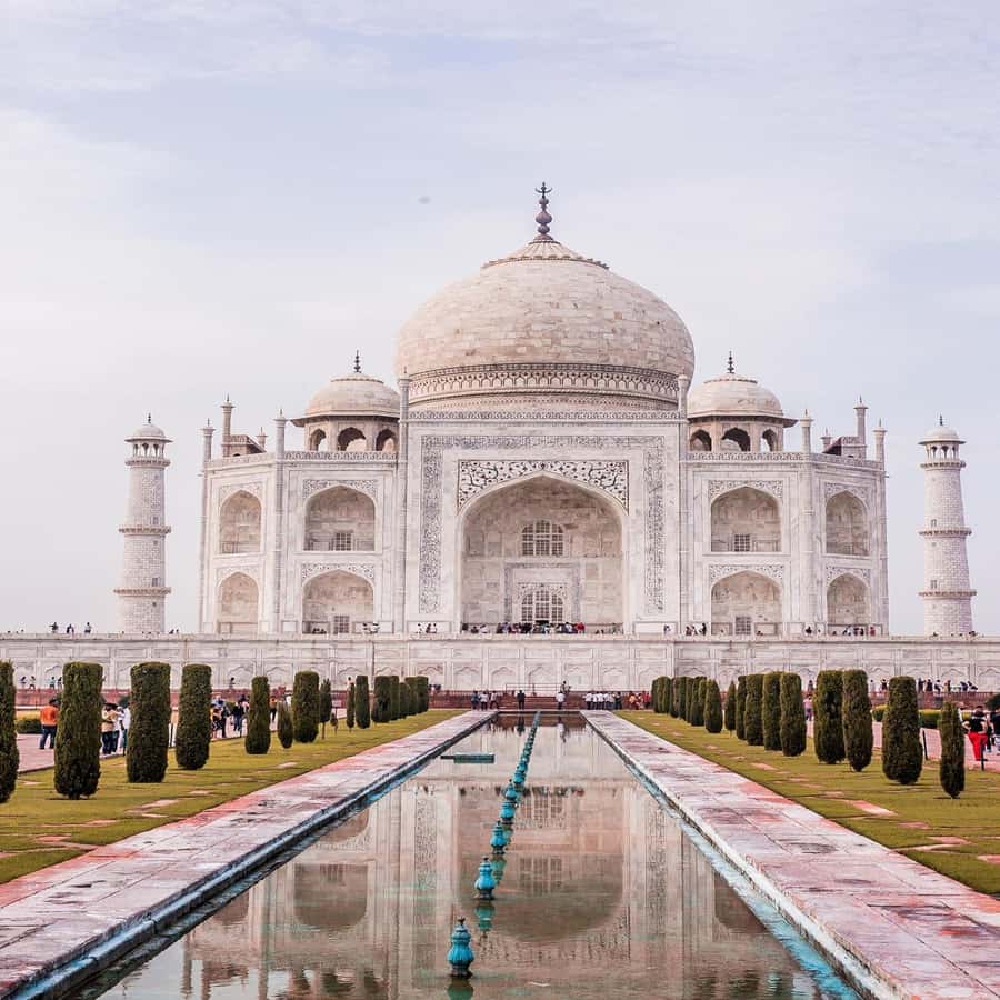 2 Day All Inclusive Taj Mahal & Agra City Tour From Banglore - Agra Fort and the Mughal court
