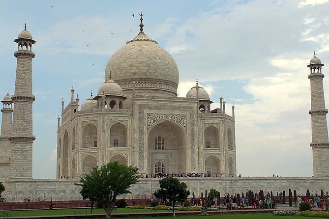 2-Day Private Tour of Agra incl Taj Mahal, Fatehpur Sikri & Agra Fort from Delhi - Why two days works better than a Delhi day trip