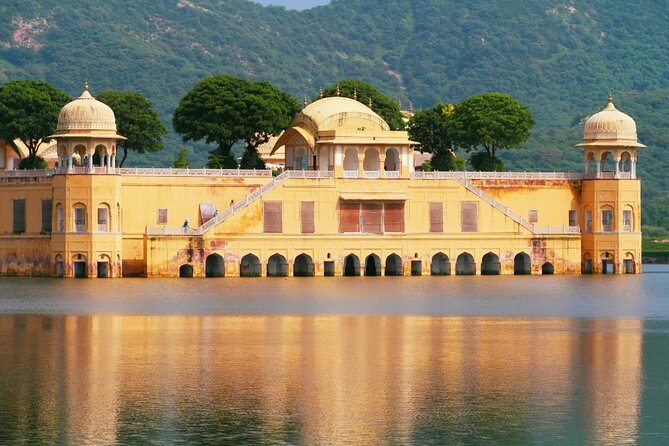 2 Days Private Golden Triangle Tour to Agra and Jaipur From Delhi - What this two-day Golden Triangle route really involves