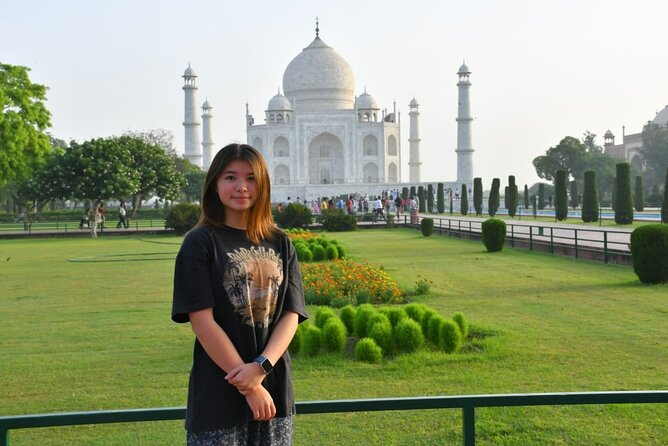 3 Day Luxury Golden Triangle Tour to Agra and Jaipur From Delhi - Day two: Sunrise at the Taj Mahal and the road to Jaipur