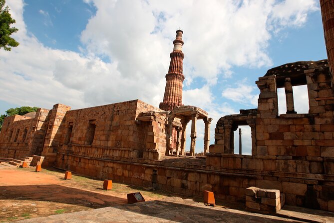 3 Day Luxury Golden Triangle Tour to Agra & Jaipur from New Delhi - Jantar Mantar turns astronomy into architecture