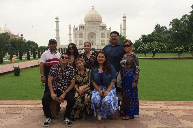 3-Day Private Luxury Golden Triangle Tour to Agra and Jaipur From New Delhi - The private car and driver matter more than you might think