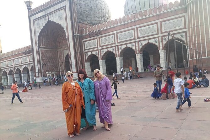4-Days Private Golden Triangle Tour India - Delhi Agra Jaipur Tour - Day one: Delhi from Qutub Minar to India Gate