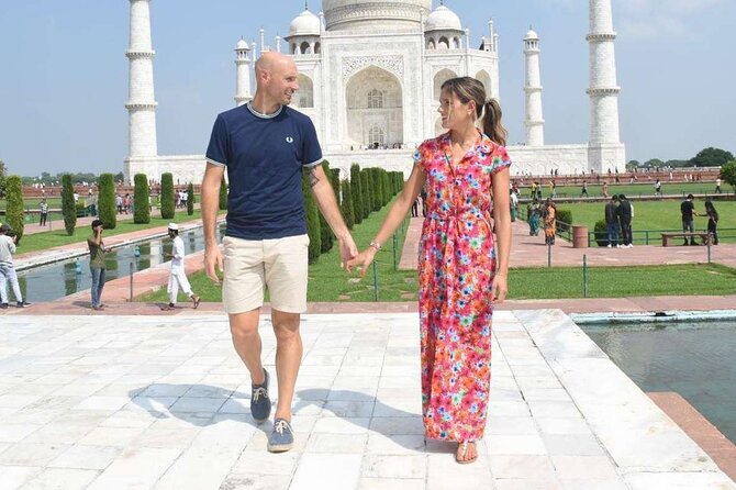 4-Days Private Luxury Golden Triangle Tour Agra Jaipur New Delhi - Guides, drivers, and the human side of the trip