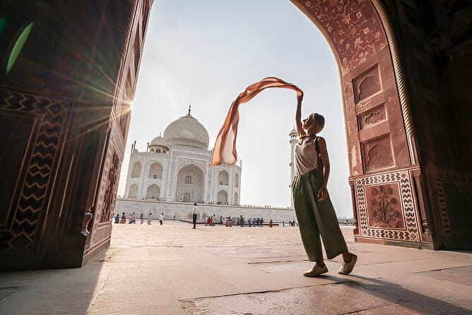 5-Day Golden Triangle Delhi Agra Jaipur Tour with Leopard Safari - Key points at a glance
