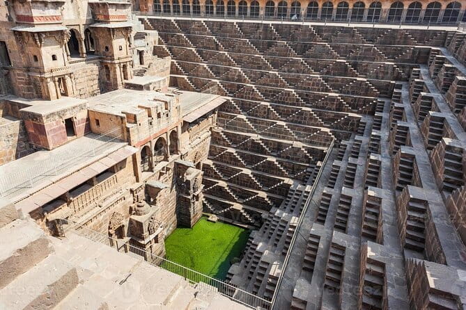 5-Day Golden Triangle Delhi Agra Jaipur Tour with Leopard Safari - Drivers, guides, and the private format