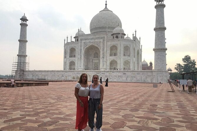 5-Days Private Luxury Golden Triangle Tour Agra Jaipur New Delhi - Day 1: Delhi’s monuments and Old Delhi streets