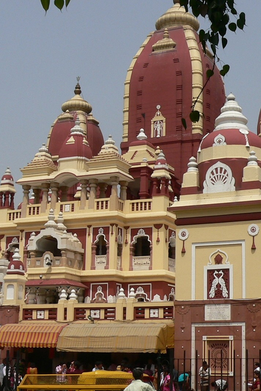 5-Hour Half-Day Delhi Temple Tour with Pick-Up & Drop-Off - Laxmi Narayan Temple and Hindu customs
