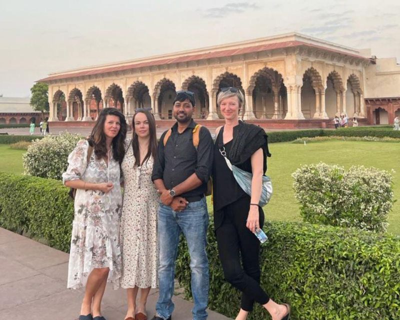6 Day Golden Triangle Tour with Varanasi from Delhi - Day 3: Amber Fort, Jal Mahal, and the road to Agra