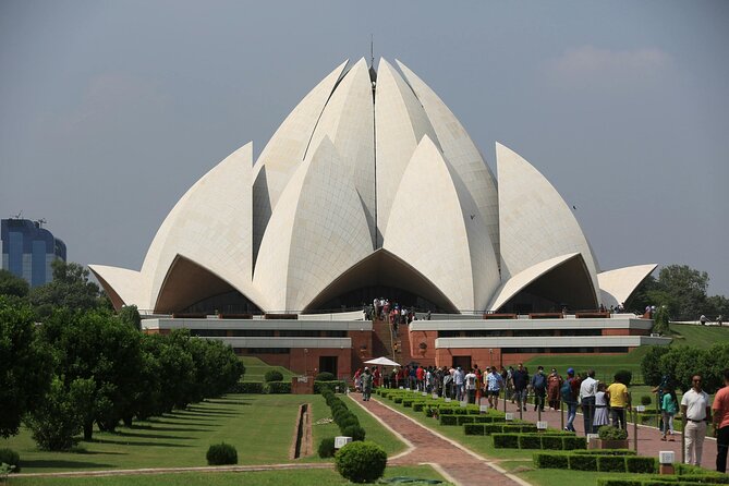 6-Day Private Tour of Delhi, Agra, Jaipur, and Varanasi from Delhi - Private transport, guides, and hotel comfort