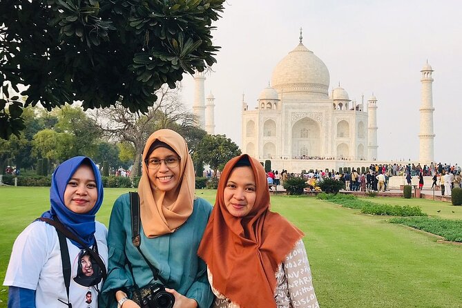 6 Days Golden Triangle Tour - Day 5: Jaipur’s forts, palaces, and famous facades