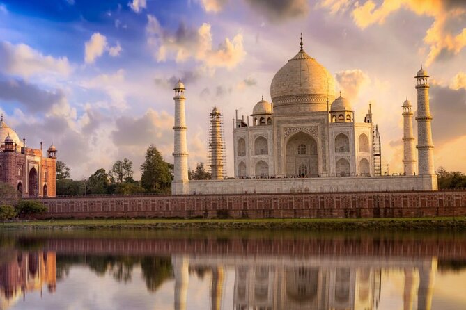 7 Day Golden Triangle Tour { Delhi Agra Jaipur Tour } - Amber Fort, Hawa Mahal, and Jaipur’s royal center