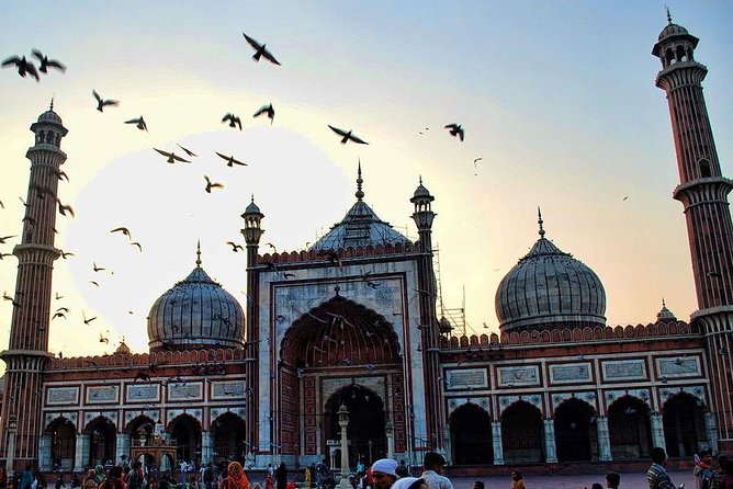 7-Day Golden Triangle & Varanasi Tour from Delhi with Guide - Jaipur begins with palaces and pink sandstone