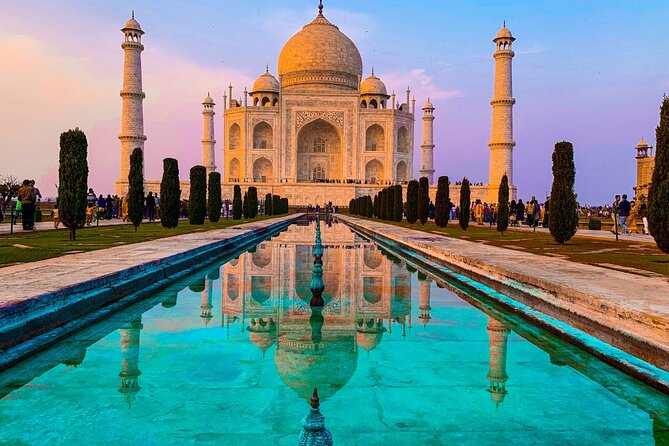 7 Days Golden Triangle Tour with Ranthambore Safari - Day 2: The express highway to Agra