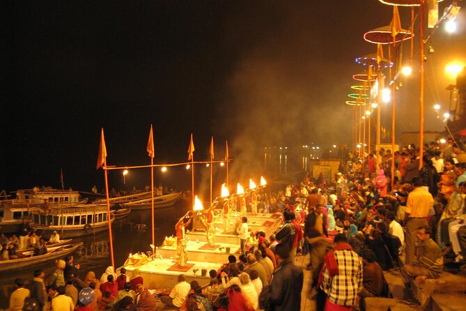7 Days Golden Triangle Tour with Ranthambore & Varanasi Tour - Day 5: A sunrise boat on the Ganges