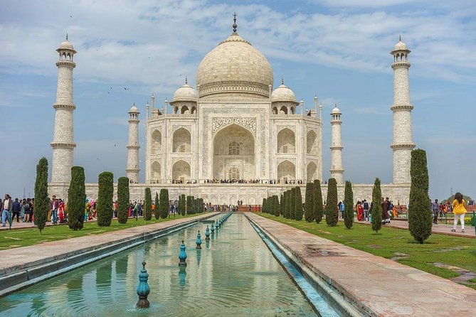 7 - Days Private Golden Triangle Tour with Pushkar - Day 5: Jaipur’s forts, palaces, and astronomical instruments