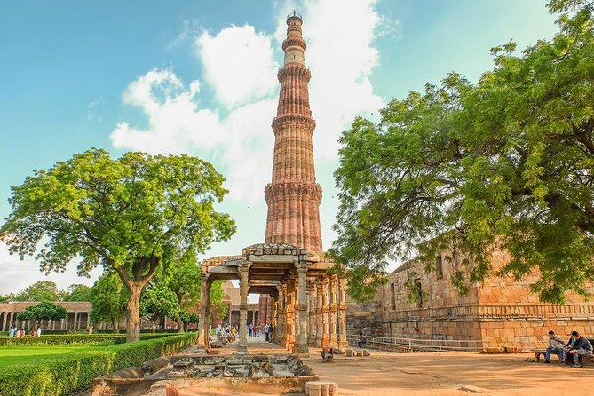 7 - Days Private Golden Triangle Tour with Pushkar - Day 2: Old Delhi by rickshaw and New Delhi by car