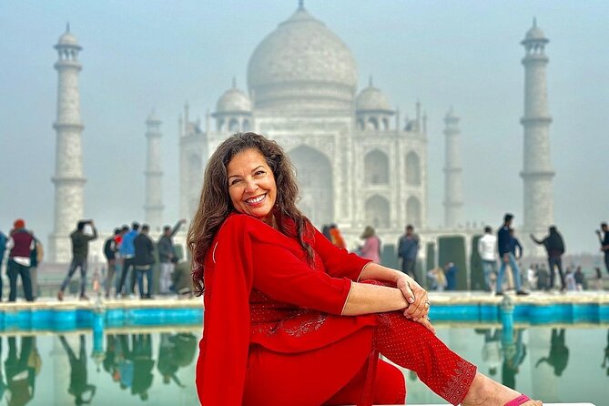 7-Days Private Golden Triangle with Pushkar Yoga Spiritual Tour - Day 4: Taj Mahal sunrise, Fatehpur Sikri, and Jaipur