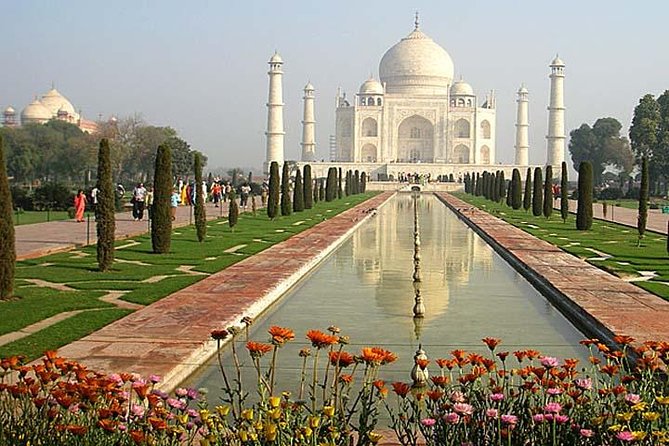 7 Days Private Luxury Golden Triangle Tour With Ranthambore - Day 1: A simple Delhi airport arrival