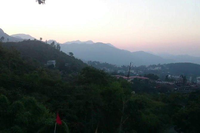 Affordable transfer from Delhi to Dehradun - Pickup at the airport or your Delhi hotel