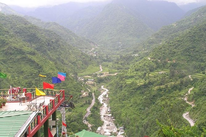 Affordable transfer from Delhi to Rishikesh - Meeting your driver at Delhi airport or hotel