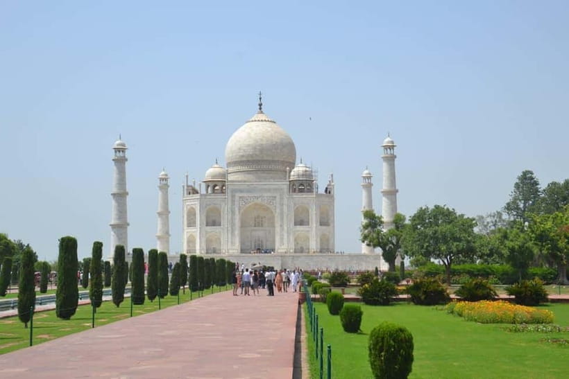 Agra: Private Sightseeing Half-Day Tour with Guide by Car - Practical ways to get more from the visit