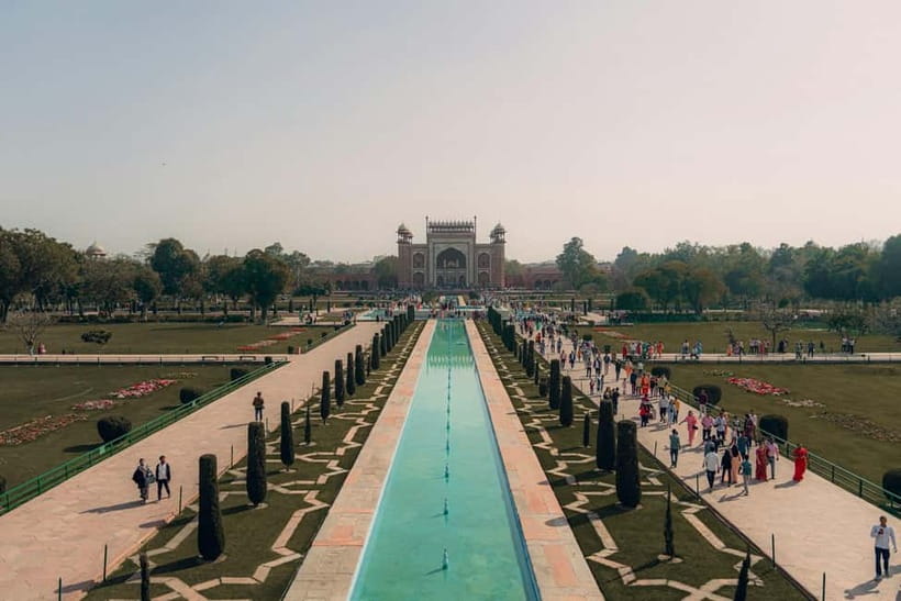 Agra: Private Sightseeing Half-Day Tour with Guide by Car - Should you book it?