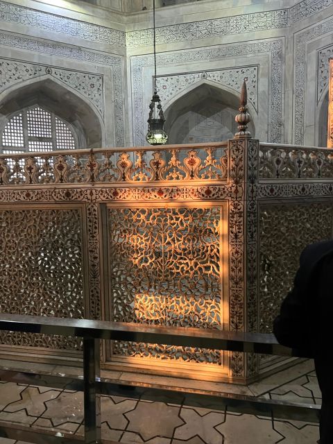 Agra: skip-the-line Sunrise Taj Mahal with Mausoleum Tour - Key points to know before booking
