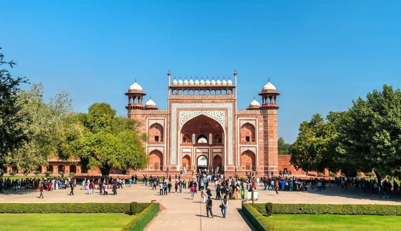 Agra: Skip-the-Line Taj Mahal & Agra Fort Private Tour - Who should book this private Agra visit?