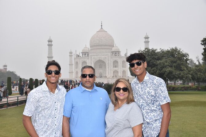 Agra : Sunrise Taj Mahal Skip-the-Line Tour with Optional Add-ons - Agra Fort and the Mughal imperial city