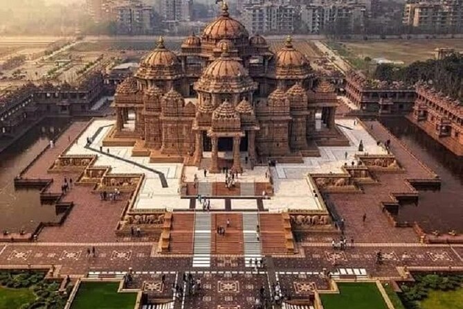 Akshardham Evening & Morning tour exhibition water fountain Show - The exhibitions explain what the show is trying to say