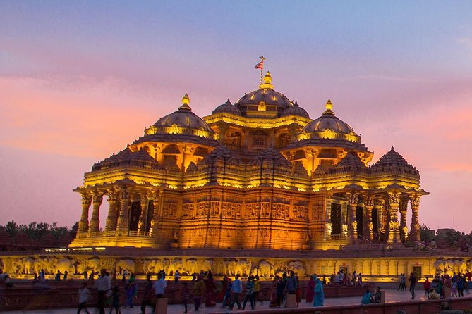 Akshardham Light & Fountain Show with Pick-up & Drop-off - Hotel pickup and the four to five hour schedule