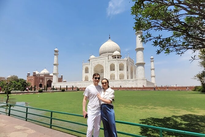 All Inclusive Delhi to Agra and Jaipur 3 Day Golden Triangle Tour - Guides, drivers, and the private-car advantage