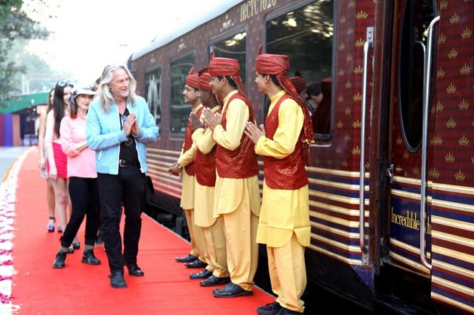All Inclusive Luxury Taj Mahal Tour from Delhi by Express Train - Why the express train makes sense from Delhi