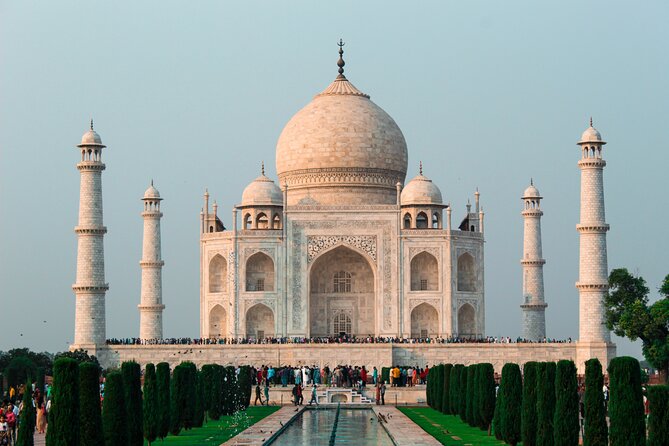 All Inclusive Private Taj Mahal Tour from Delhi by Car - Agra Fort and the Mughal court
