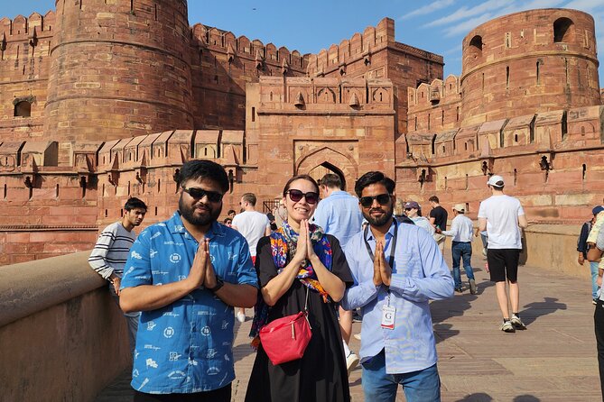 All Inclusive Taj Mahal, Agra Fort, Baby Taj Car with Local Guide - What the private format changes