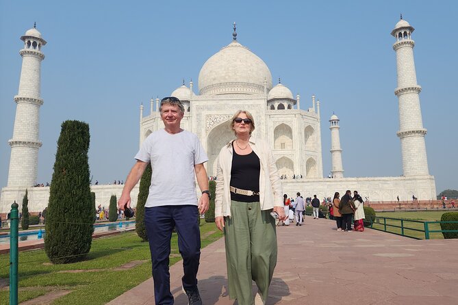 All Inclusive Taj Mahal, Agra Fort, Baby Taj Car with Local Guide - Is $57 a fair price?