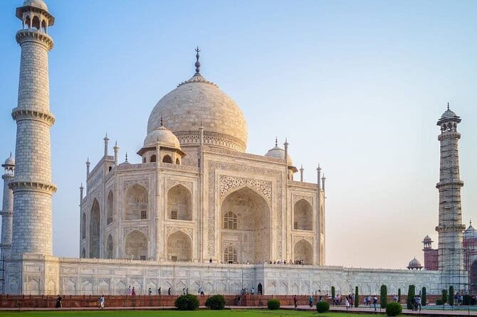 All Inclusive Taj Mahal, Agra Fort or Baby Taj Tour by SUV Car - What the $30 price really means