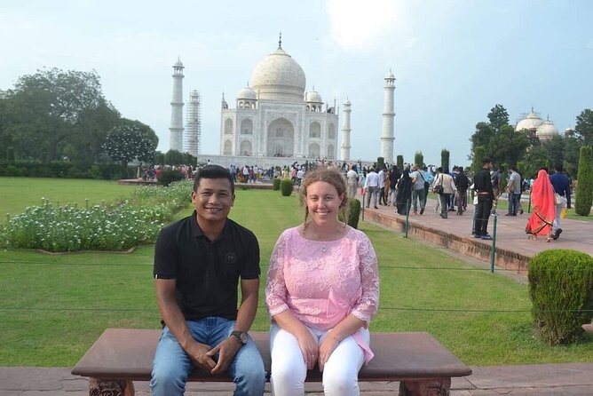 All Inclusive Taj Mahal Day Tour from Delhi by Superfast Train - Guides, drivers, and the human side of the day