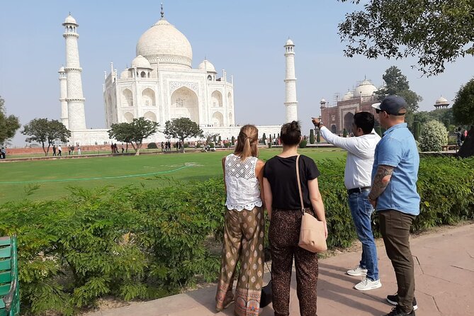 All Inclusive Taj Mahal, Fort & Baby Taj Tour from Delhi by Car - Seeing the Taj Mahal with a personal guide