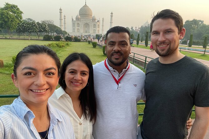 All Inclusive - Taj Mahal Sunrise Tour with 3 World Heritage Site - Inside the Taj Mahal at first light