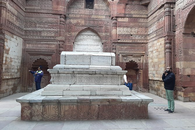 Audio Guided Walking Tour of Qutub Minar & Mehrauli, Delhi - Why Qutub Minar is only the beginning