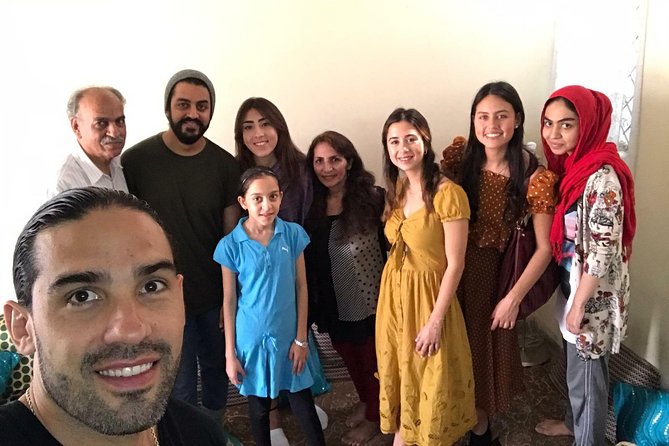 Authentic Afghan Meal with Refugee Family: A Unique Experience - Why this Afghan meal feels different from a Delhi restaurant