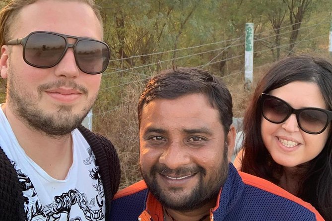 Best of Old Delhi & New Delhi City Tour in 8 Hours - By Car - One car, two Delhis, and a very full day