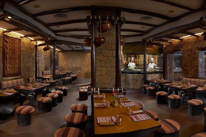 Bukhara: a Unique Indian Food Experience at ITC Maurya - The Bukhara room and its live kitchen